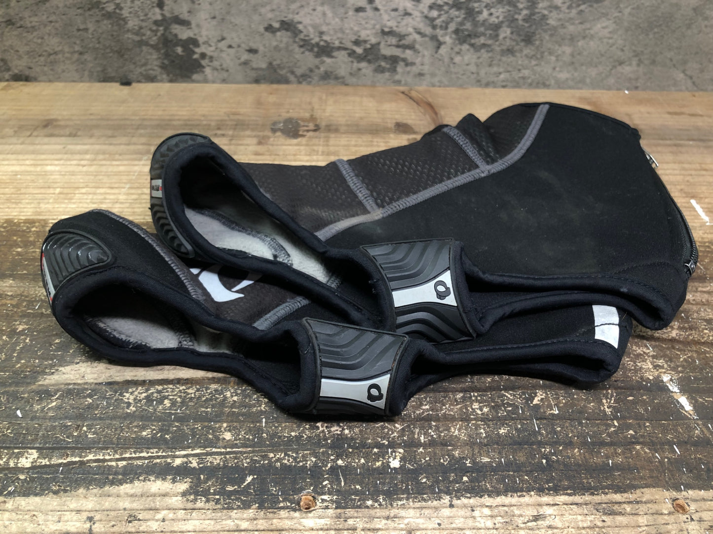 JA543 パールイズミ PEARL iZUMi シューズカバー 黒 L 裏起毛 ※スレ