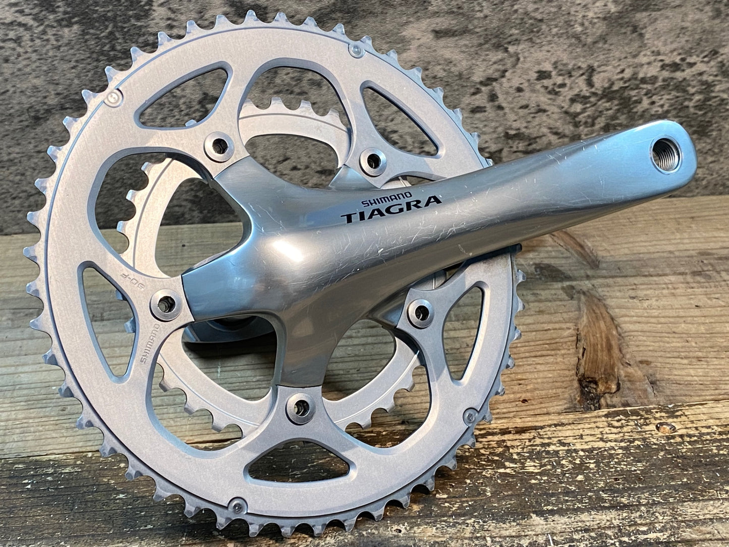 IW826 シマノ SHIMANO ティアグラ Tiagra FC-4550 クランクセット 165mm 50/34T