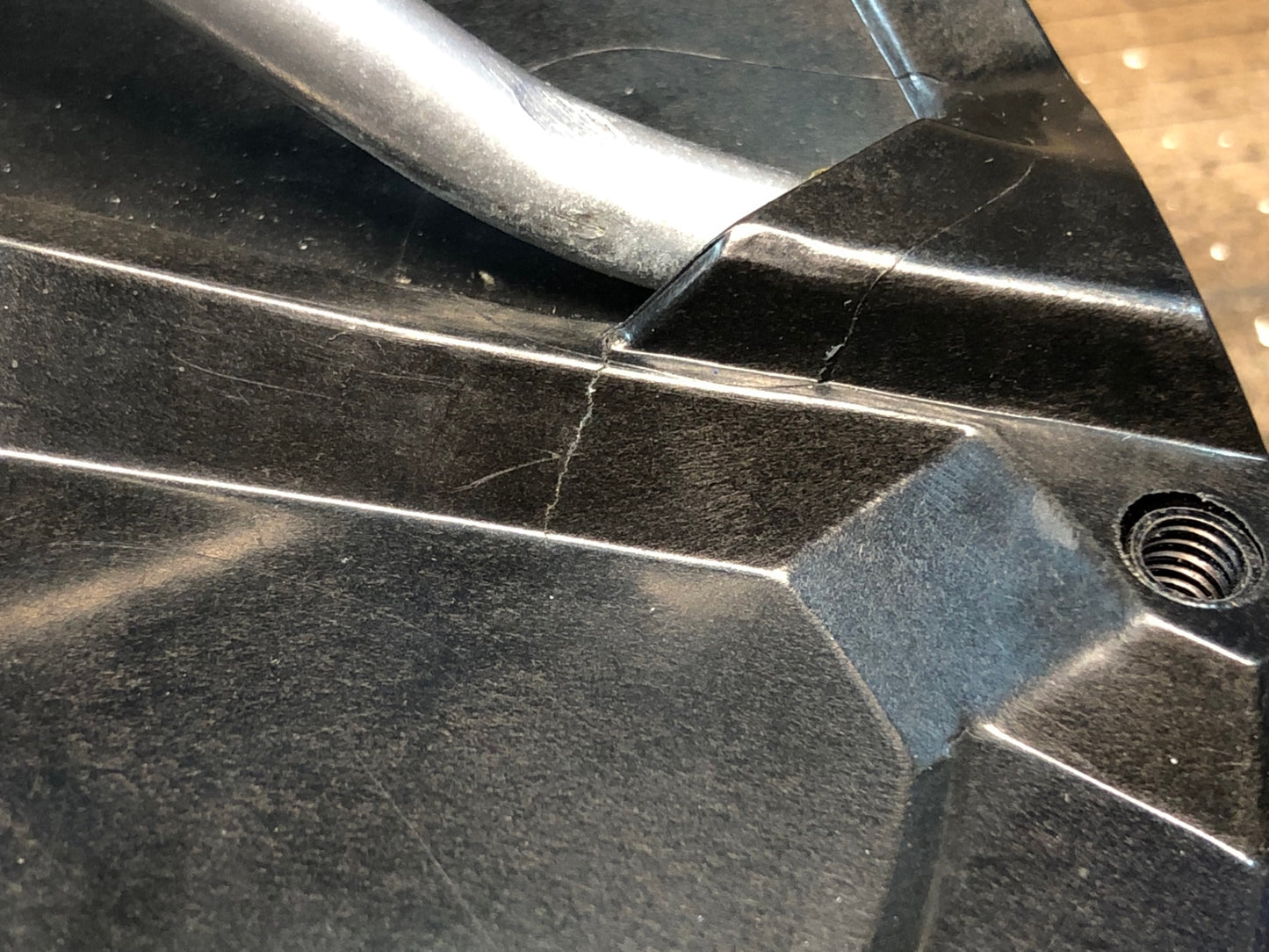 IN637 スペシャライズド SPECIALIZED POWER EXPERT サドル 黒 HOLLOW Ti レール 155mm ※座面裏にヒビあり