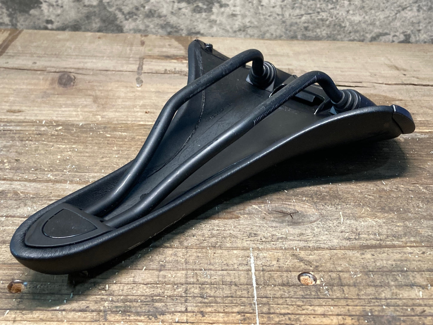 IQ595 フィジーク fizik アリアンテ ALIANTE サドル 黒 LARGE 150mm クロモリ