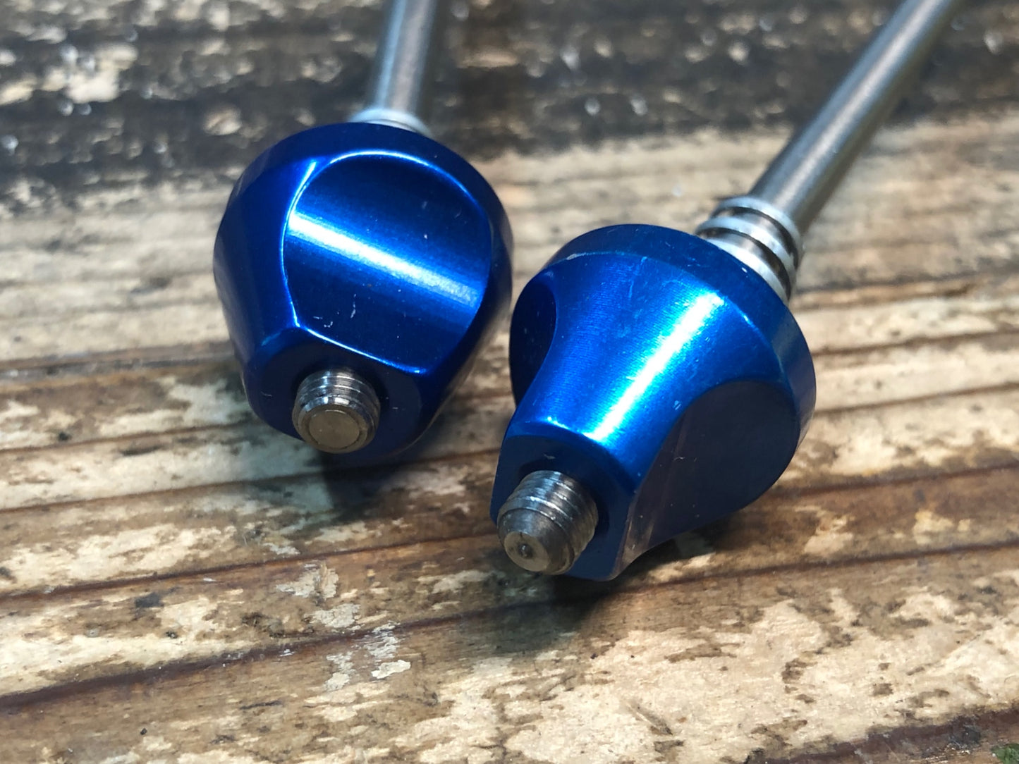 IF593 WR COMPOSITI チタン クイックリリース 前後セット 100mm 130mm 青