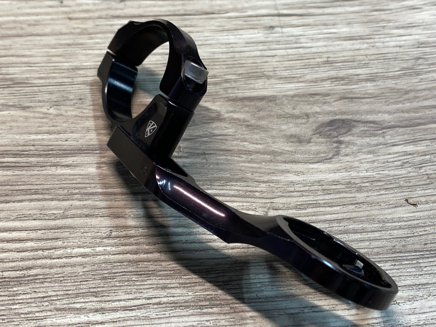 IU878 K-edge 片手 マウント 黒