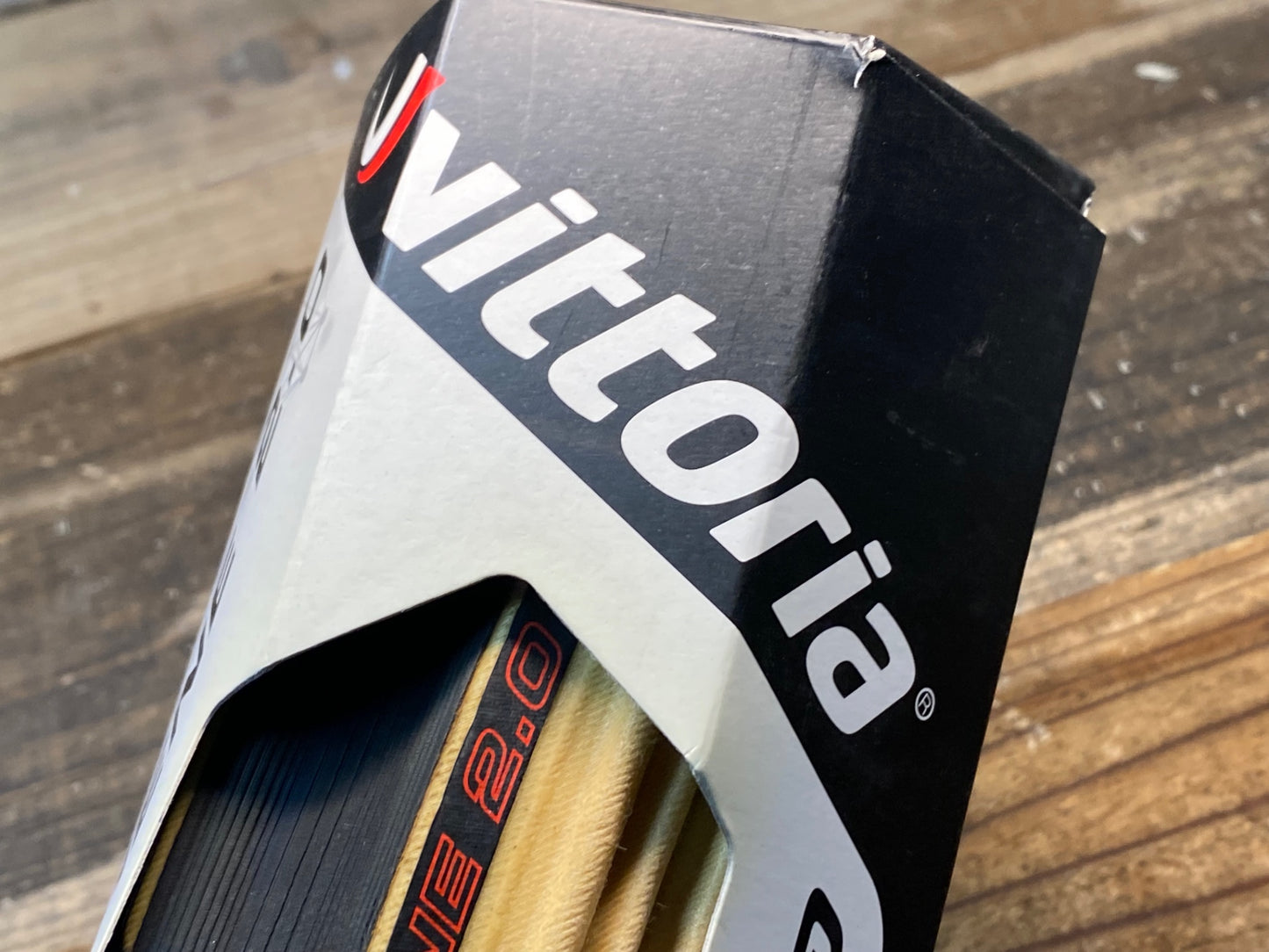 IR663 ヴィットリア vittoria CORSA GRAPHENE 2.0 クリンチャータイヤ 700x25C スキンサイド 2本セット