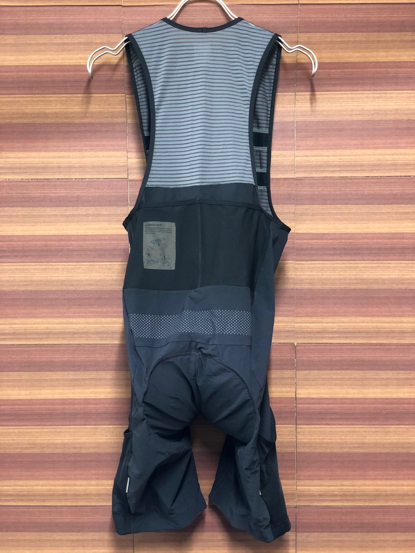 IR589 ラファ Rapha CARGO BIB SHORTS カーゴビブショーツ グレー M