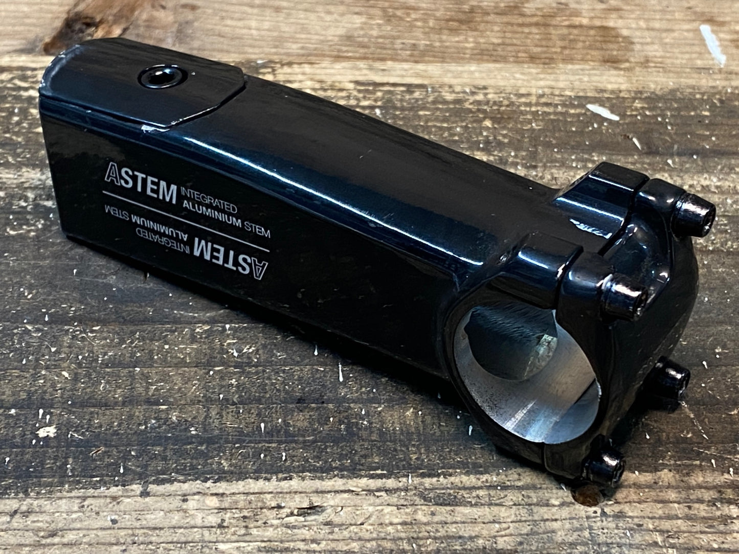 IU437 ルック LOOK A-STEM 100mm Φ31.8 艶あり トップキャップ プレッシャーアンカー付属