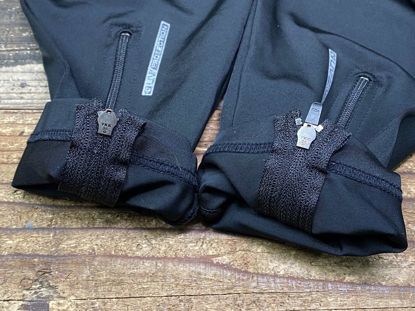 IT028 パールイズミ PEARL iZUMi レッグカバー 黒 L UV PROTECTION