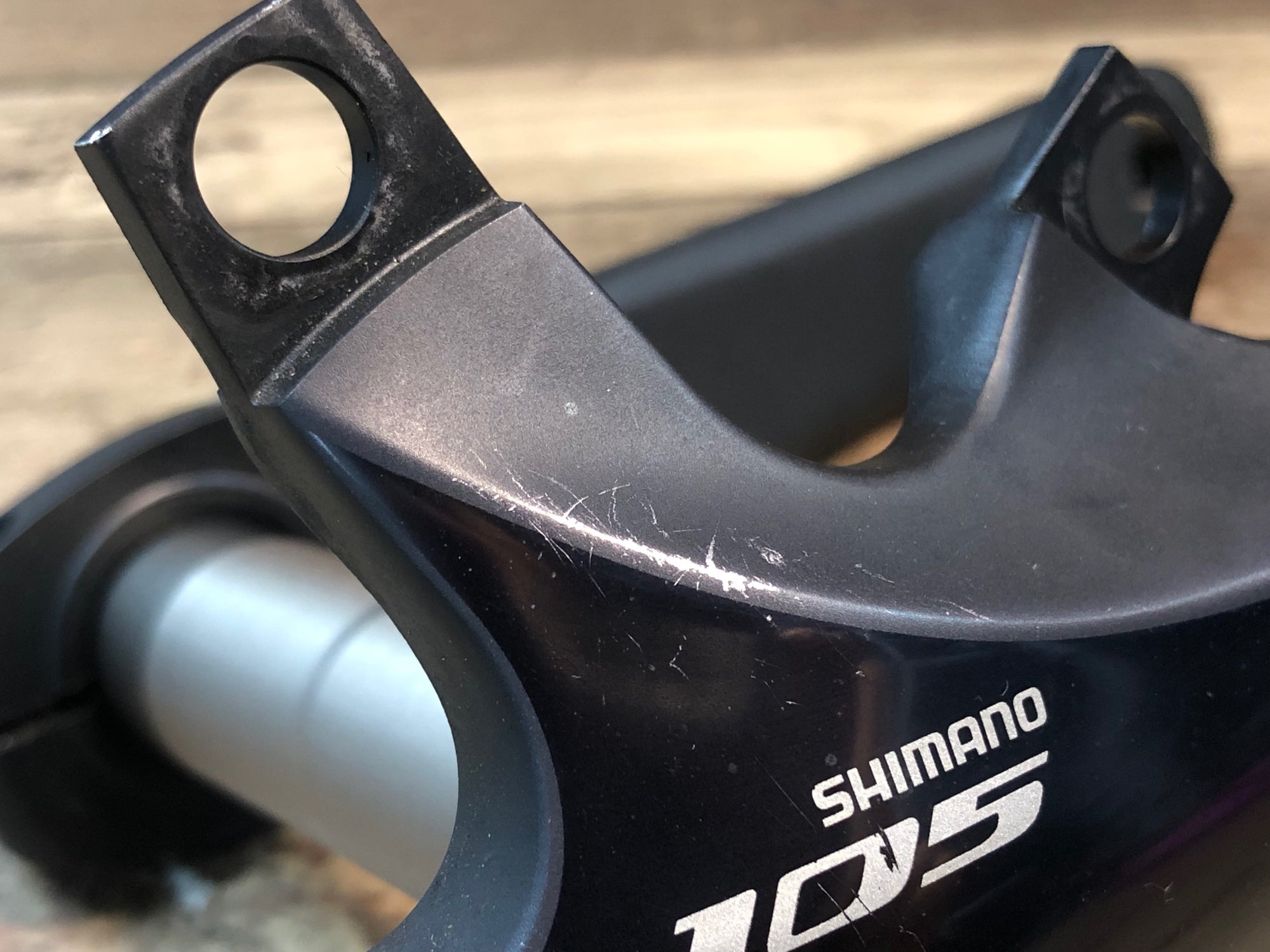 IH128 シマノ SHIMANO 105 FC-5750 クランクアームのみ 165mm ※小傷あり