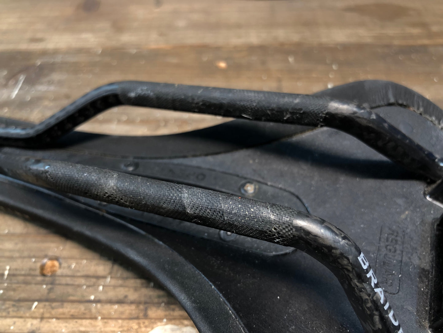 IN480 フィジーク fizik アンタレス ANTARES R1 OPEN CARBON BRAIDED サドル 140mm ※プレート欠品