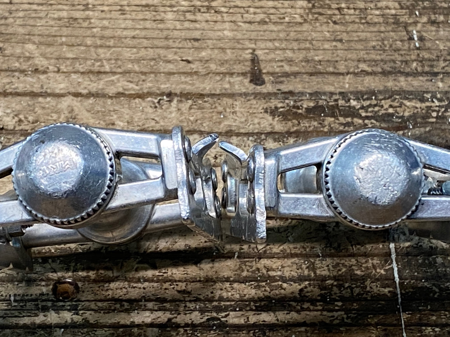 IZ291 三ヶ島 MKS シルバン ロード SYLVAN TRACK フラットペダル シルバー トゥクリップつき