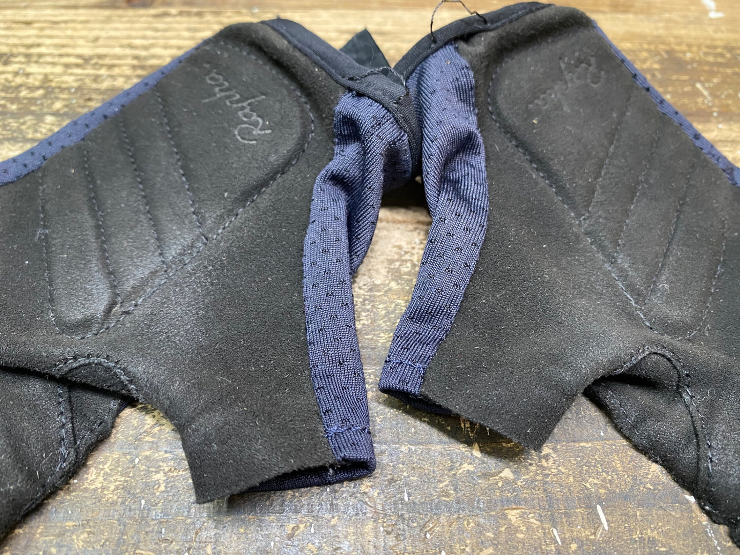 JB953 ラファ Rapha SOUPLESSE MITS 紺 XS