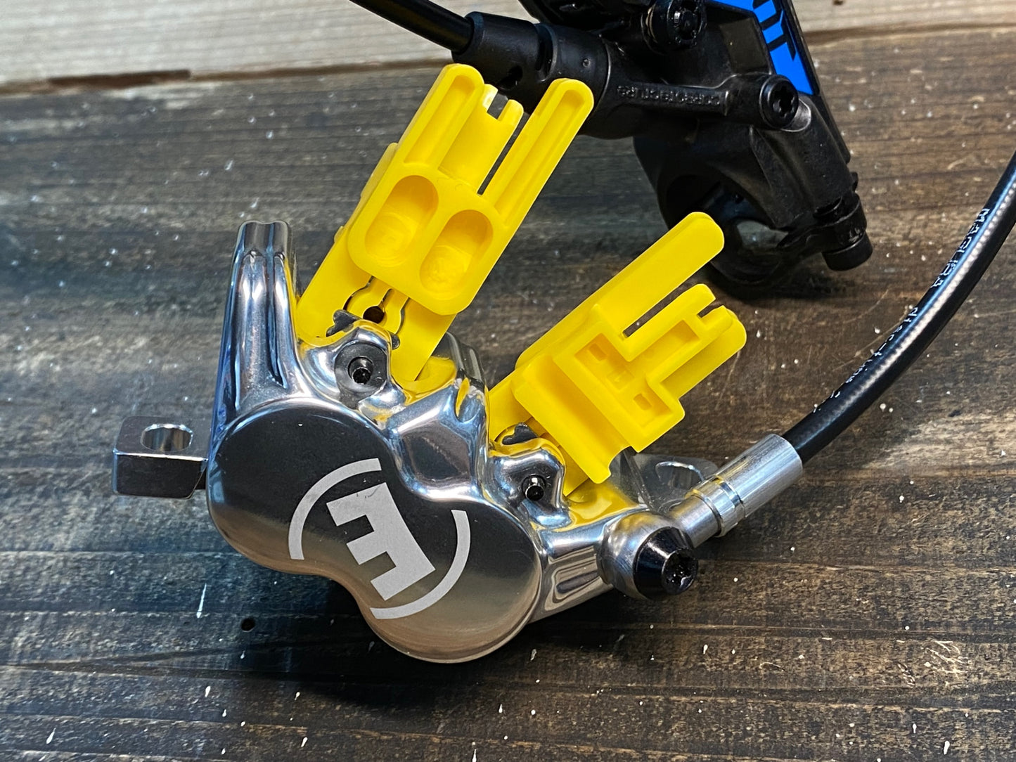 IQ102 マグラ MAGRA MT TRAIL SL DISC BRAKE SET ブレーキレバー ディスクブレーキ 油圧