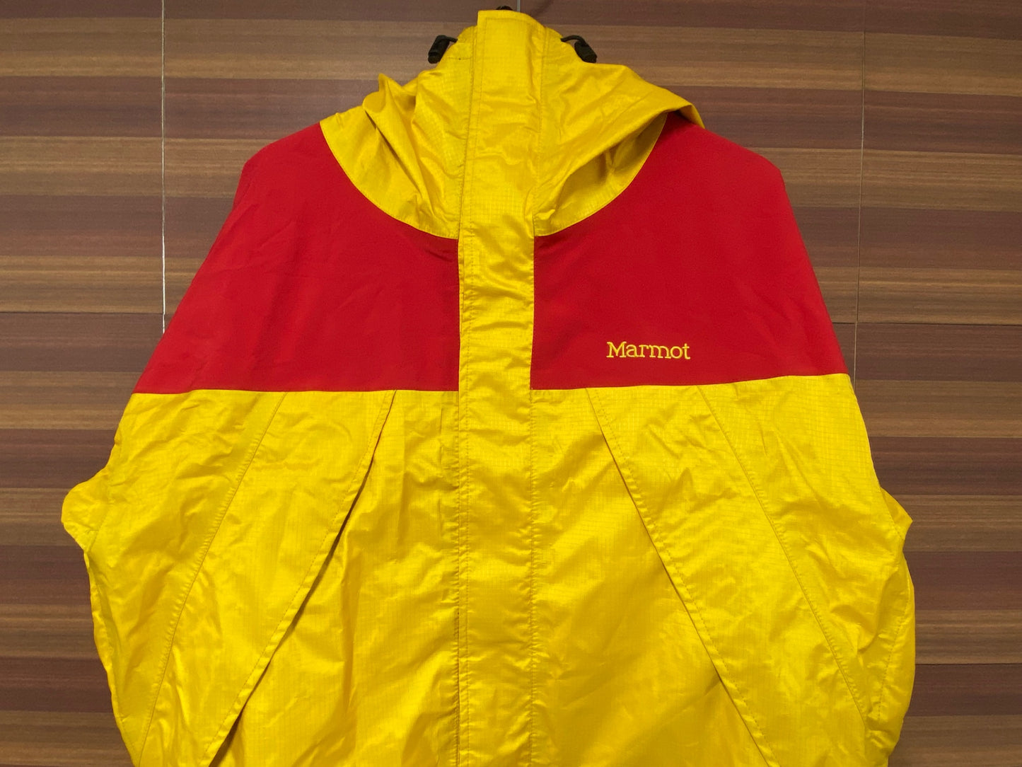 IK441 マーモット Marmot 長袖 マウンテンパーカー 黄 赤 M GORE-TEX