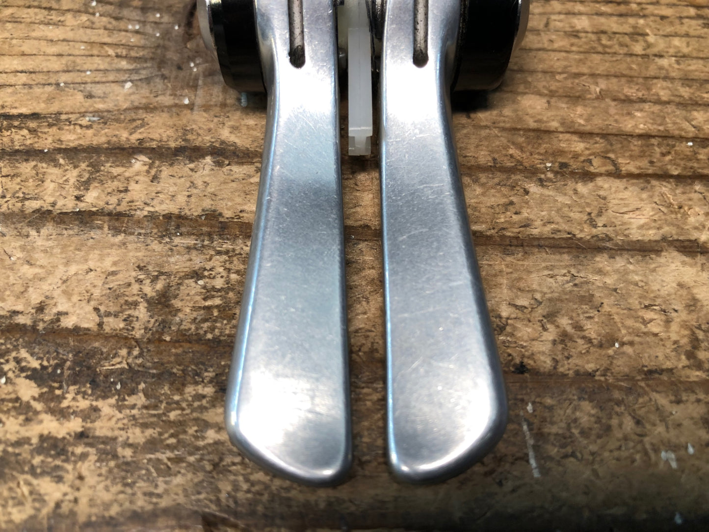 IE202 シマノ SHIMANO SL-R400 Wレバー シフトレバー SIS8s