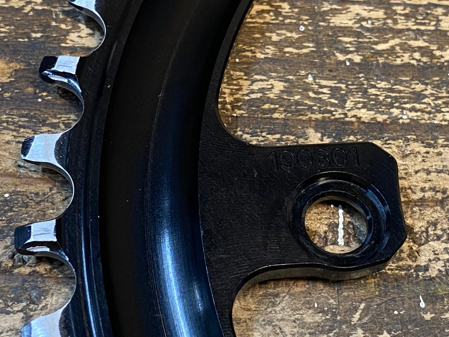 IZ814 ウルフトゥース WOLF TOOTH GR8 チェーンリング ナローワイド 110BCD 46T