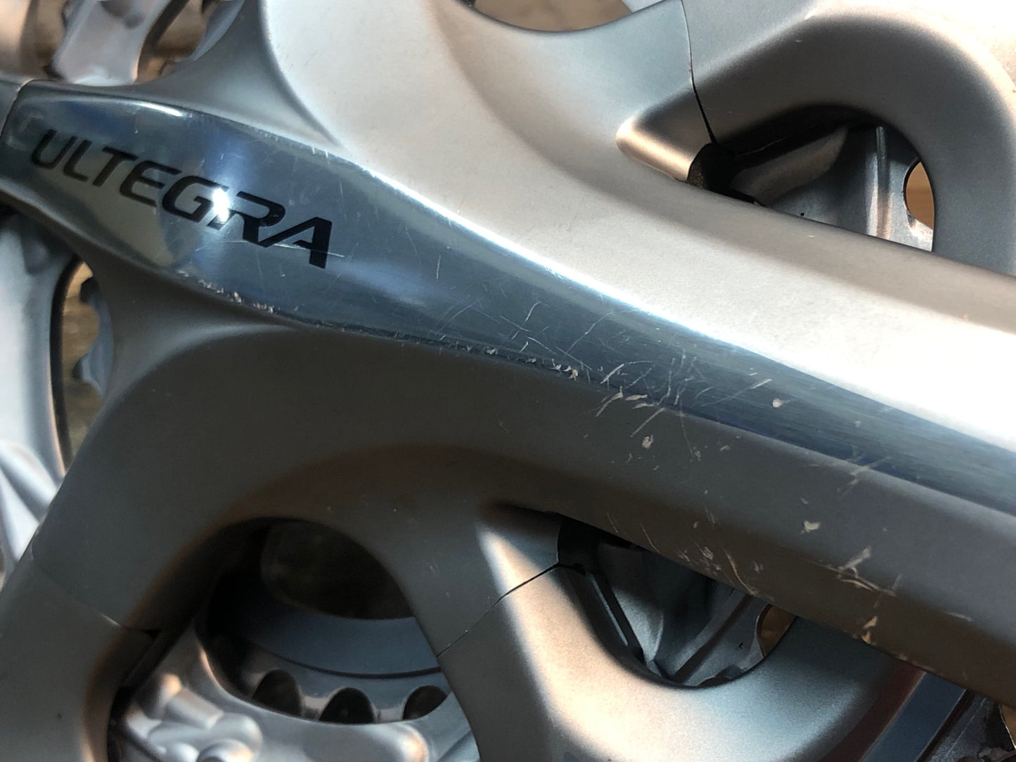 IS521 シマノ SHIMANO アルテグラ ULTEGRA FC-6703 クランクセット 172.5mm 52/39/30T 3x10S