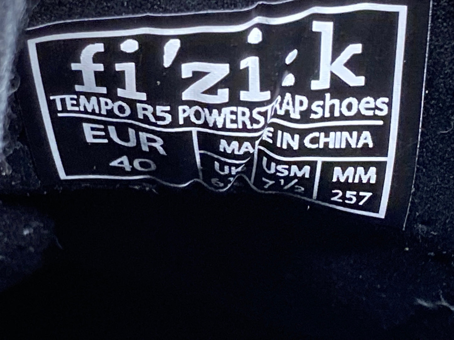 HW804 フィジーク fizik テンポ TENPO R5 パワーストラップ 40サイズ SPD-SL ビンディングシューズ 黒
