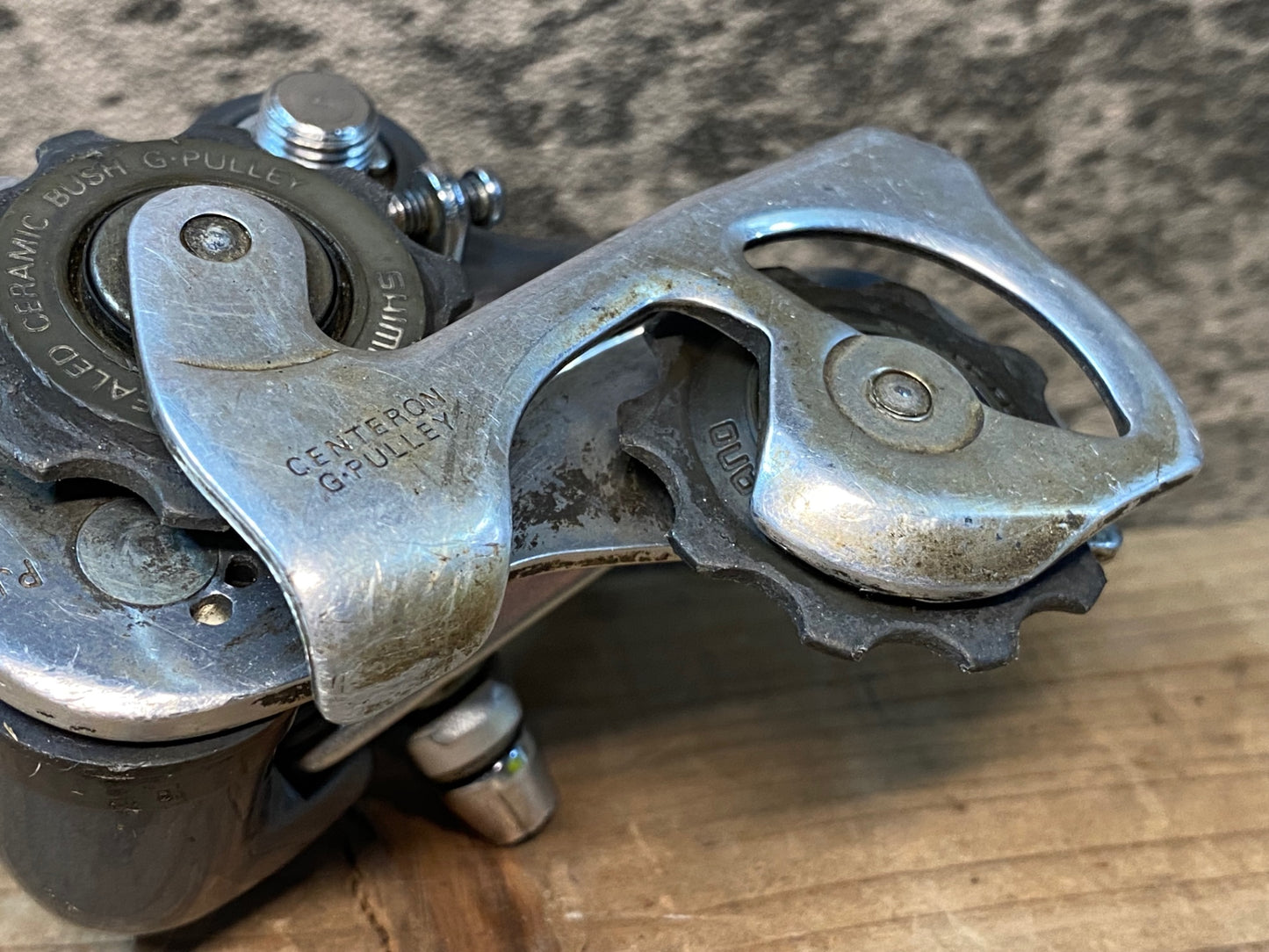 GQ085 シマノ SHIMANO 600 RD-6401 リアディレイラー 8S