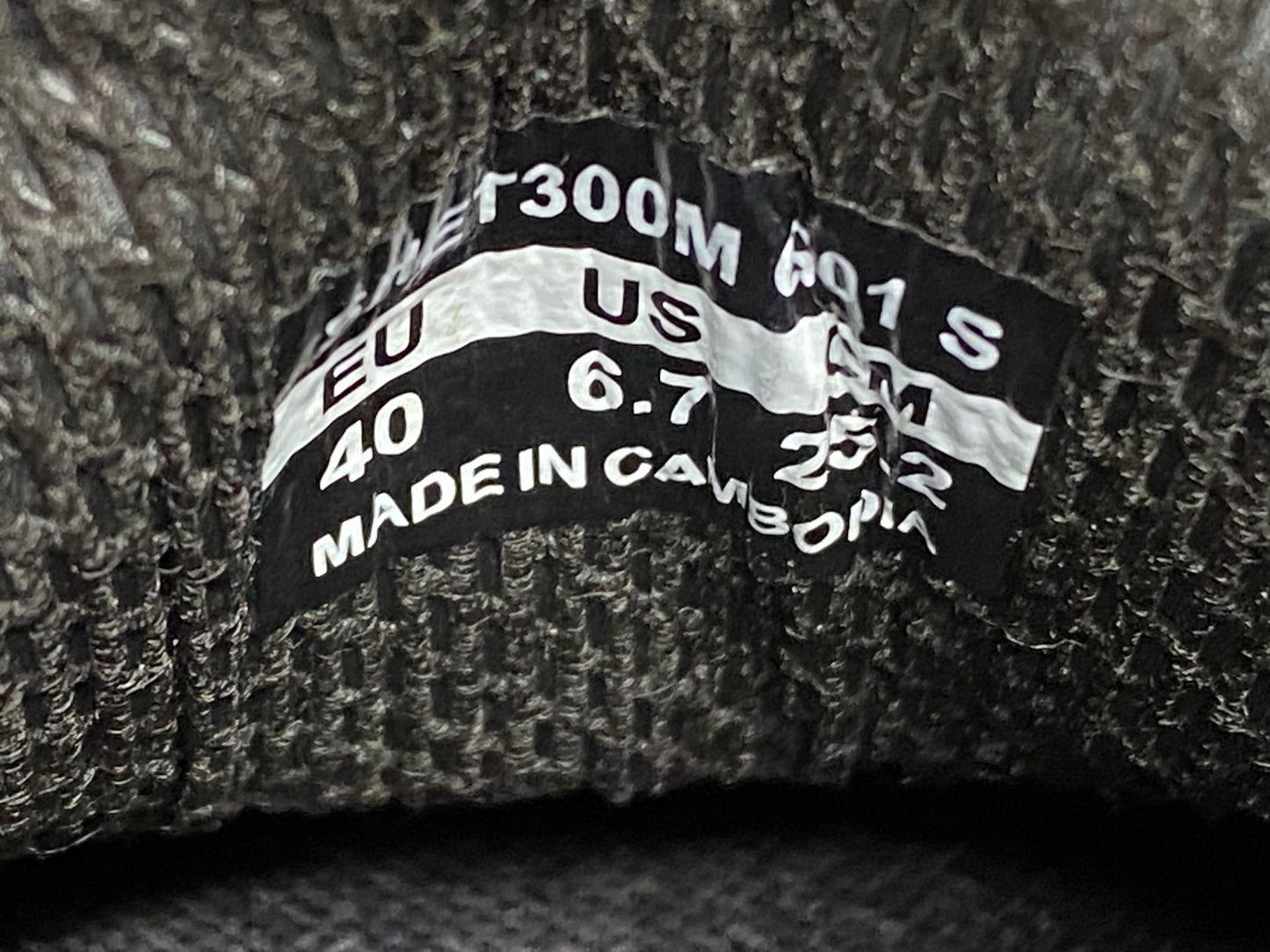 IY532 シマノ SHIMANO ET3 SHET300M G01 S シューズ グレー EU40