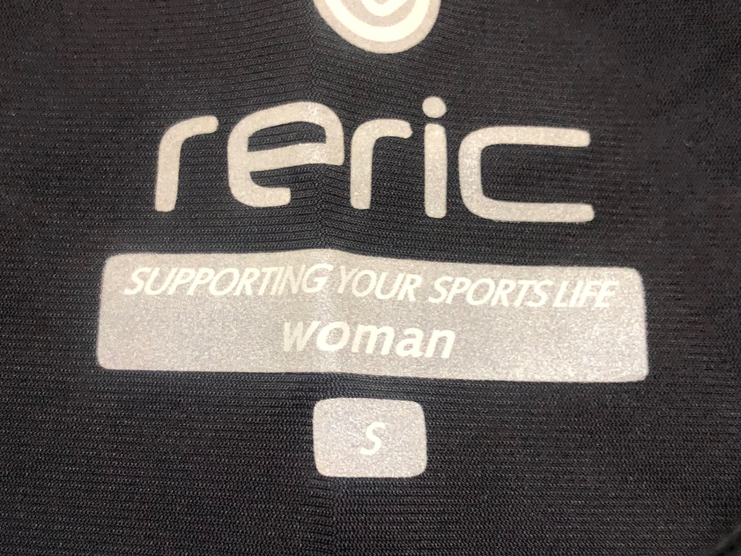 IY257 レリック reric 長袖 ベースレイヤー 黒 S レディース