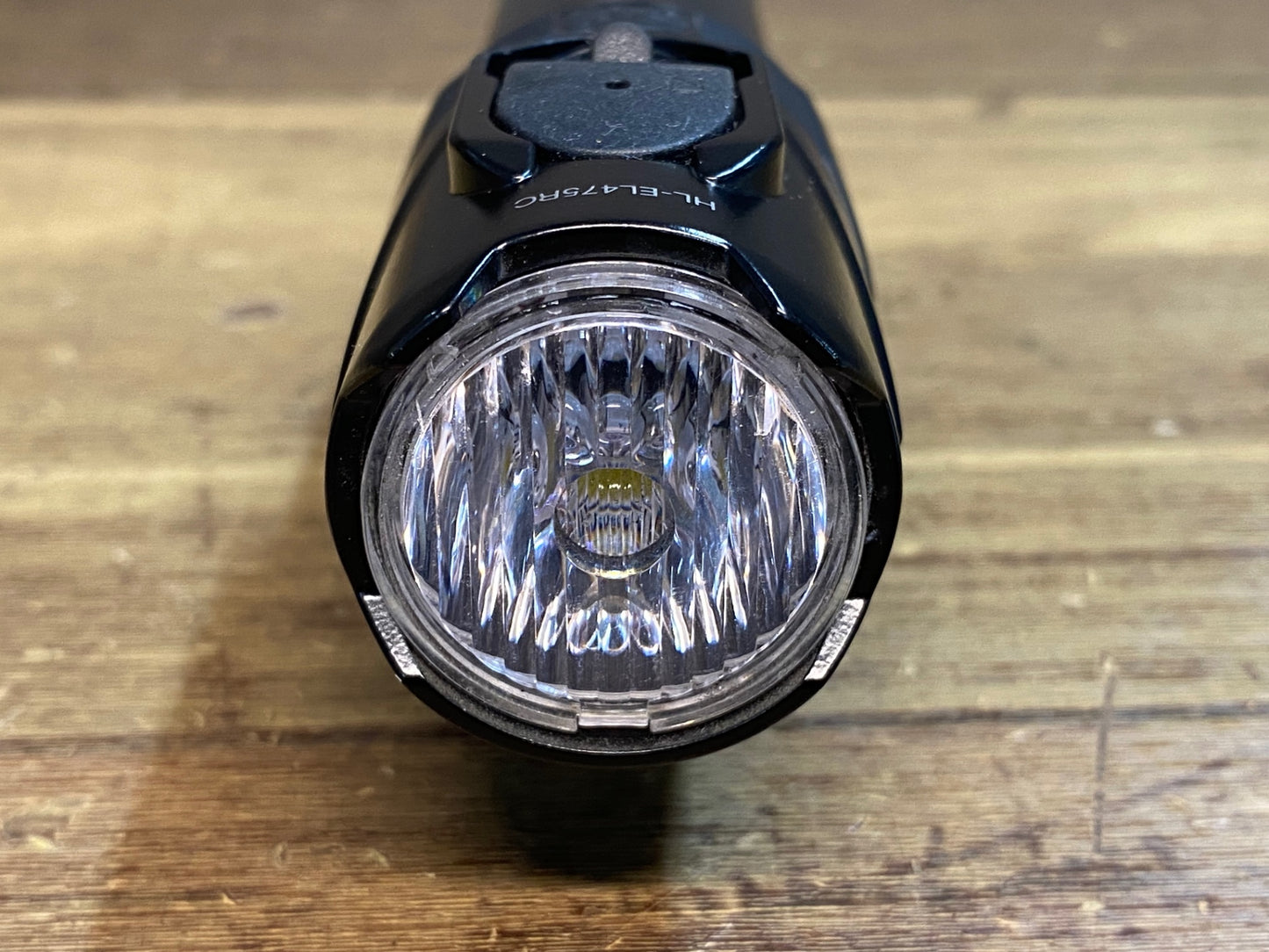 IV423 キャットアイ CATEYE ボルト VOLT800NEO フロントライト ※点灯確認済