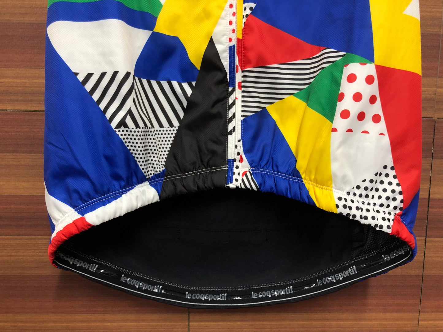 IO075 ルコックスポルティフ le coq sportif サイクルベスト ジレ 白 青 赤 黄 総柄 L 裏起毛