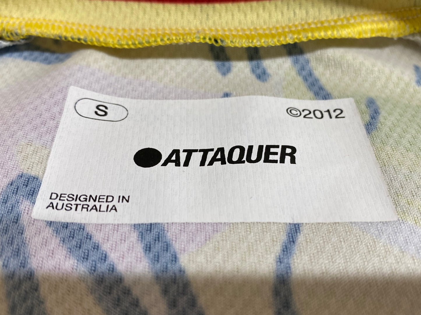 HU624 アタッカー ATTAQUER Artist Series 半袖 サイクルジャージ 黄 S
