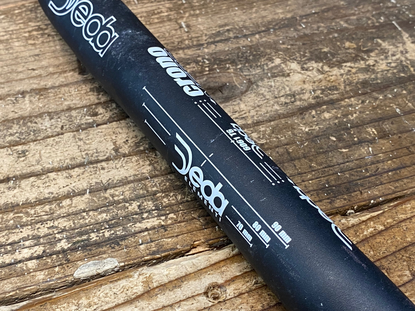 IT986 デダ Deda CRONO NERO アルミ ブルホーンハンドル エンドC-C380mm Φ31.7