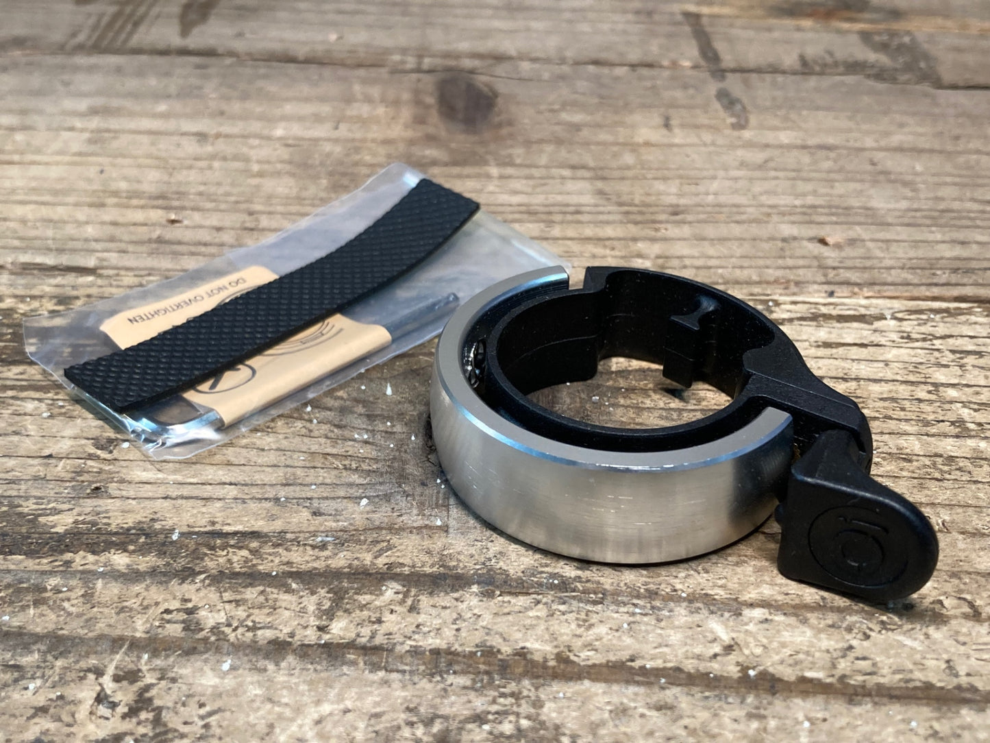 IJ917 ノグ knog オイ Oi サイクルベル シルバー