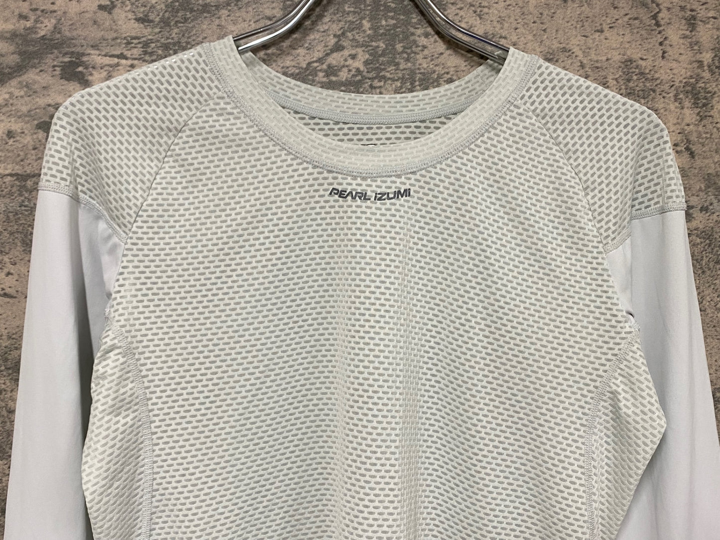 IZ064 パールイズミ PEARL iZUMi 長袖 メッシュ ベースレイヤー 白 L comfort dry under