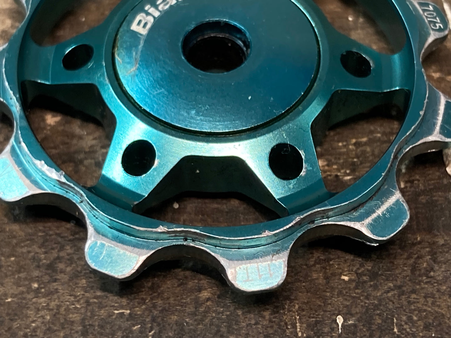 IQ922 ビアンキ BIANCHI チェレステ プーリー 11T