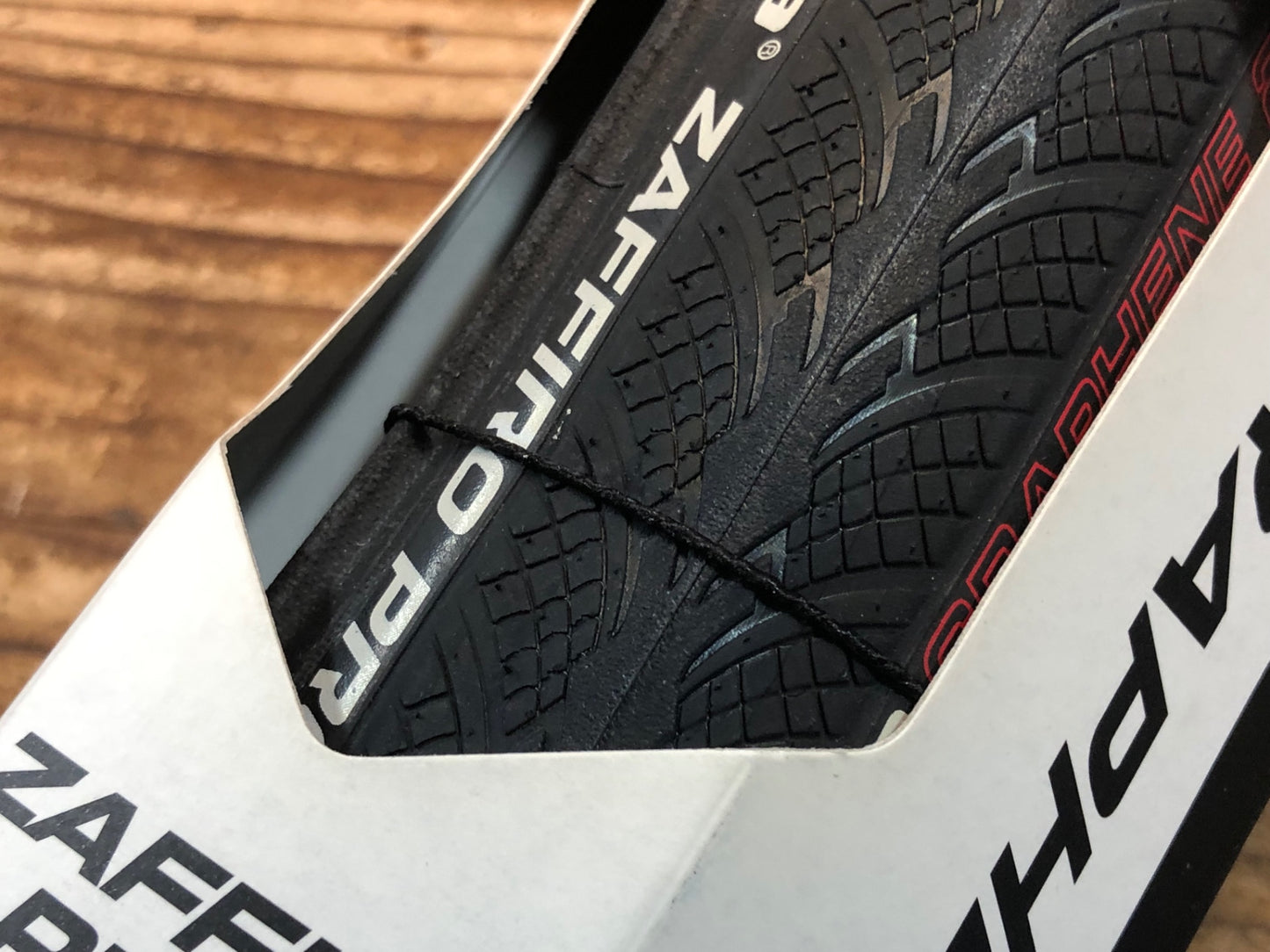 IW079 ヴィットリア vittoria ZAFFIRO PRO GRAPHENE 2.0 700x23C