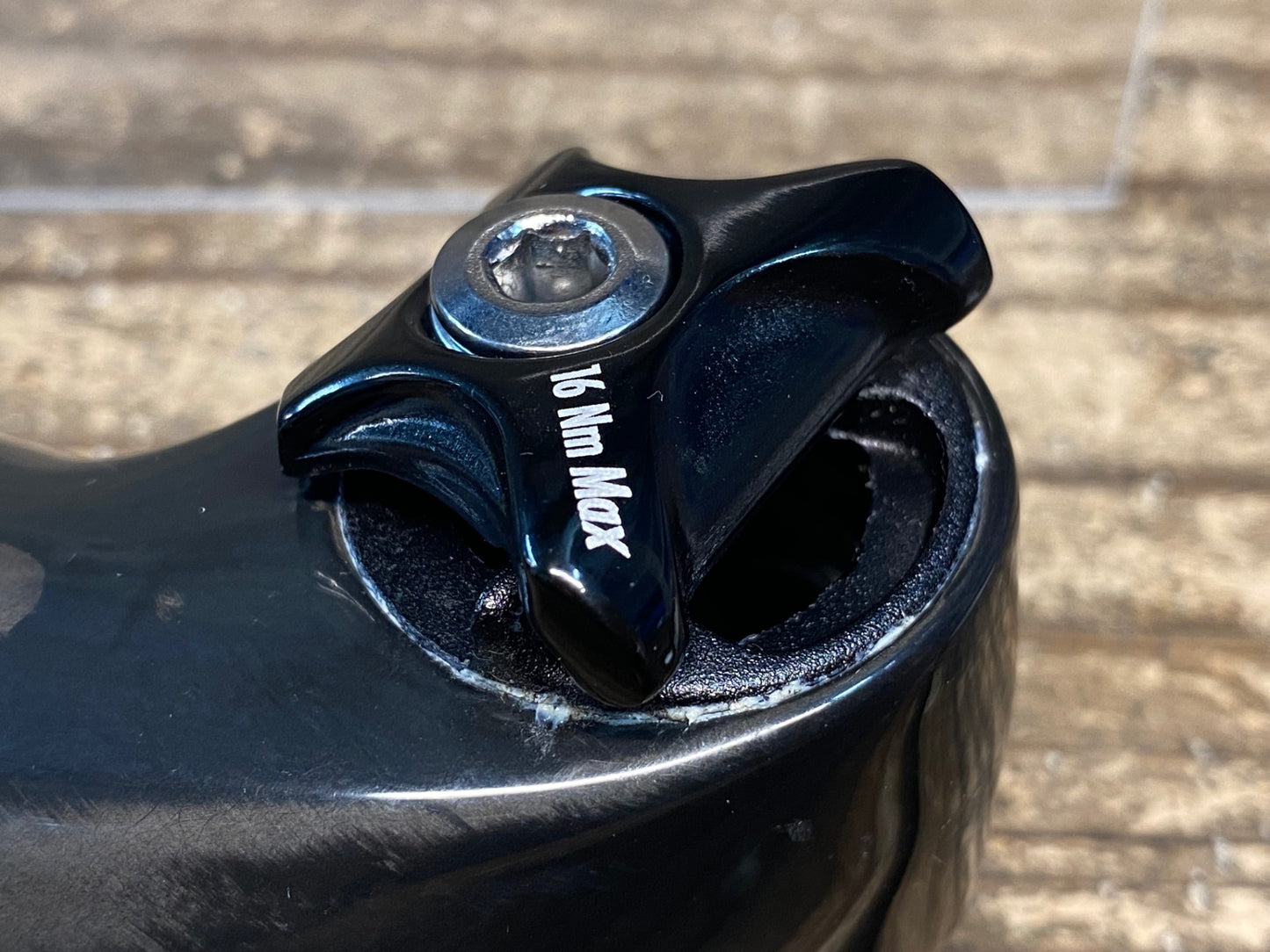 IF275 ボントレガー BONTRAGER Ride Tuned シートマストキャップ 真円レール カーボン ※クランプボルト欠品