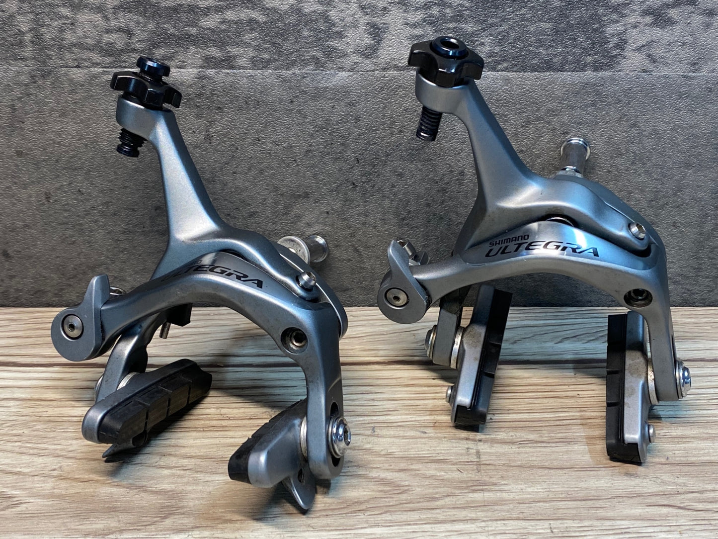 IS523 シマノ SHIMANO アルテグラ ULTEGRA BR-6700 キャリパーブレーキ 前後セット