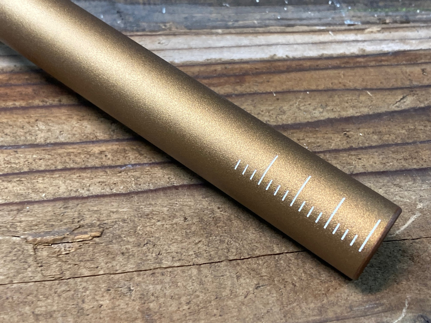 IN813 NS Bikes license bars フラットバーハンドル 茶 金 Φ31.8 820mm
