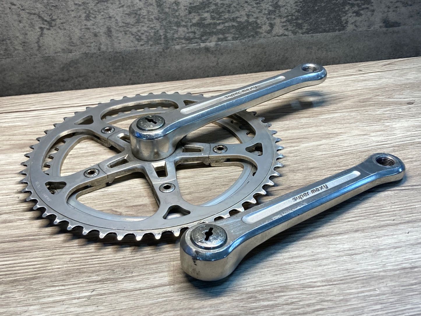 IX658 スギノ SUGINO SUPER MAXY クランクセット 52/44T 165mm スクエアテーパー