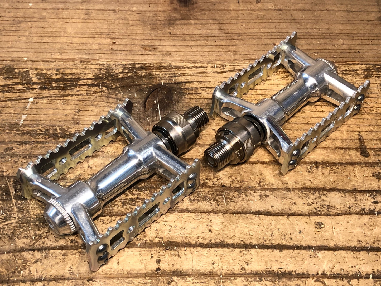 JA973 三ヶ島 MKS シルバン SYLVAN STREAM NEXT Ezy Superior フラットペダル シルバー