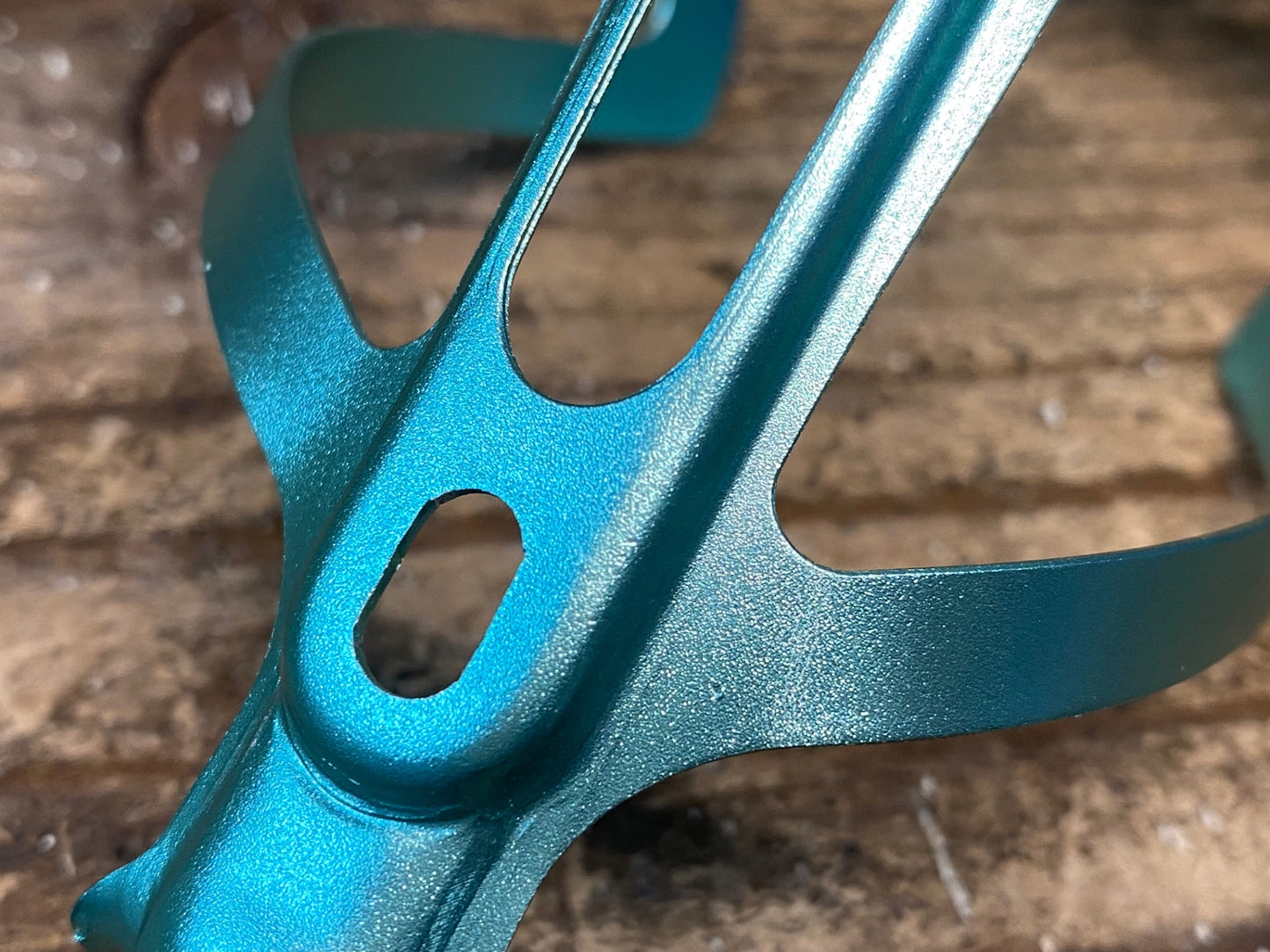 IS499 スパカズ SUPACAZ アルミ ボトルケージ フライケージ アノ FLY CAGE 緑