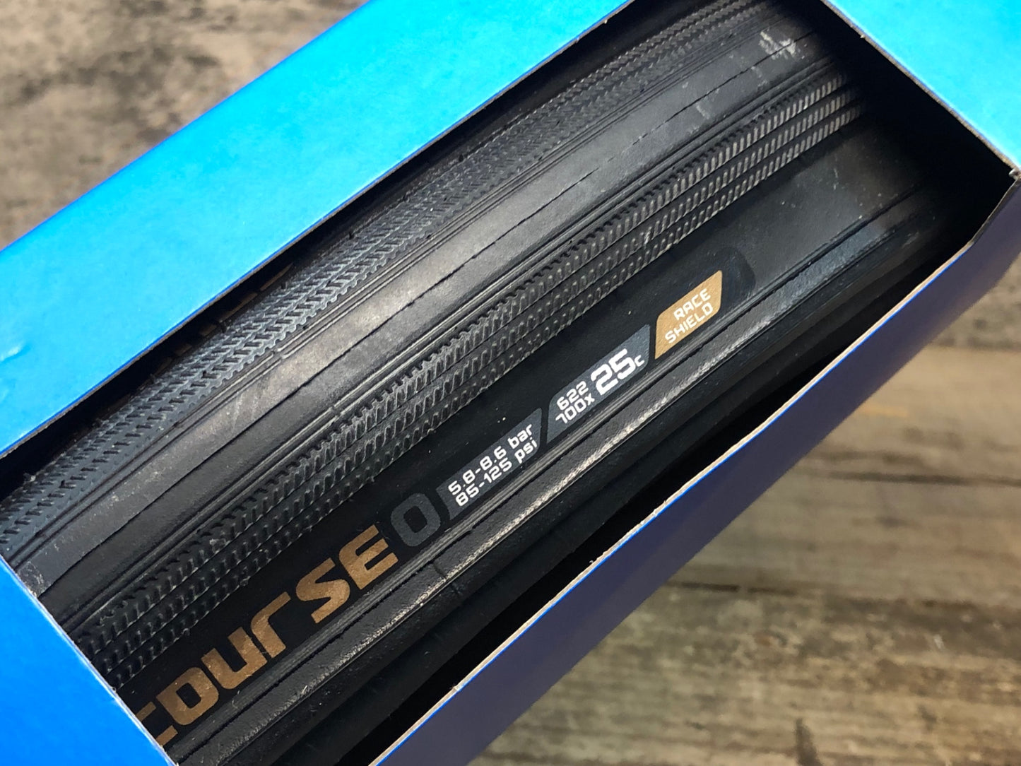 IW077 ジャイアント GIANT GAVIA COURSE 0 700x25C チューブレスレディ タイヤ