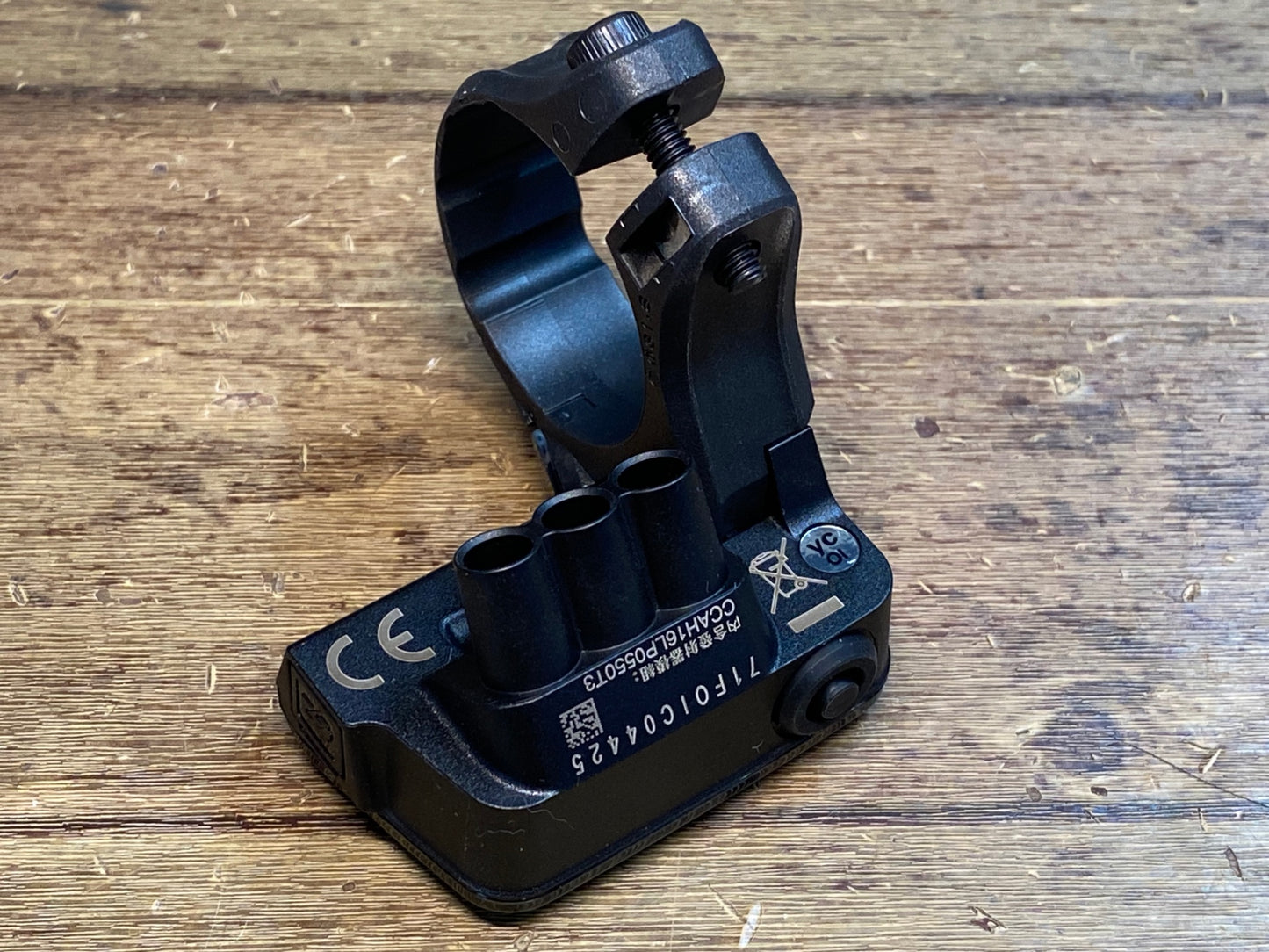 IR822 シマノ SHIMANO デオーレ DeoreXT Di2 SC-MT800 インフォメーションディスプレイ 3ポート ※未使用