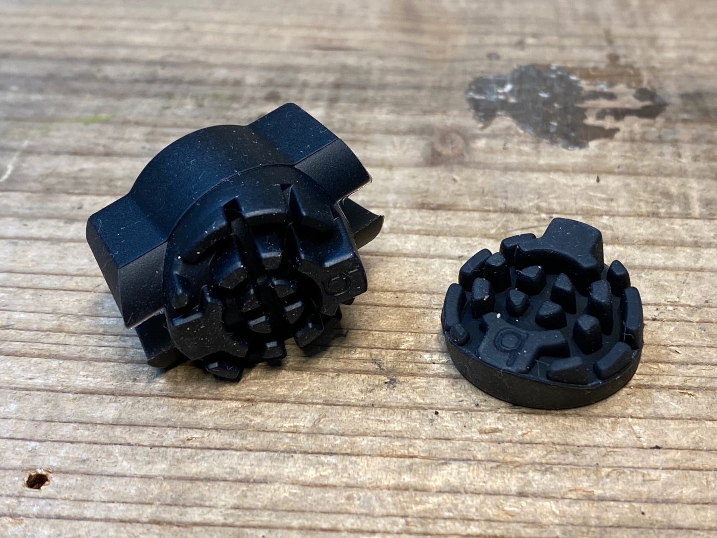 IY976 ブライトン bryton Gardia R300L リアビューレーダー リアライト ※動作確認済