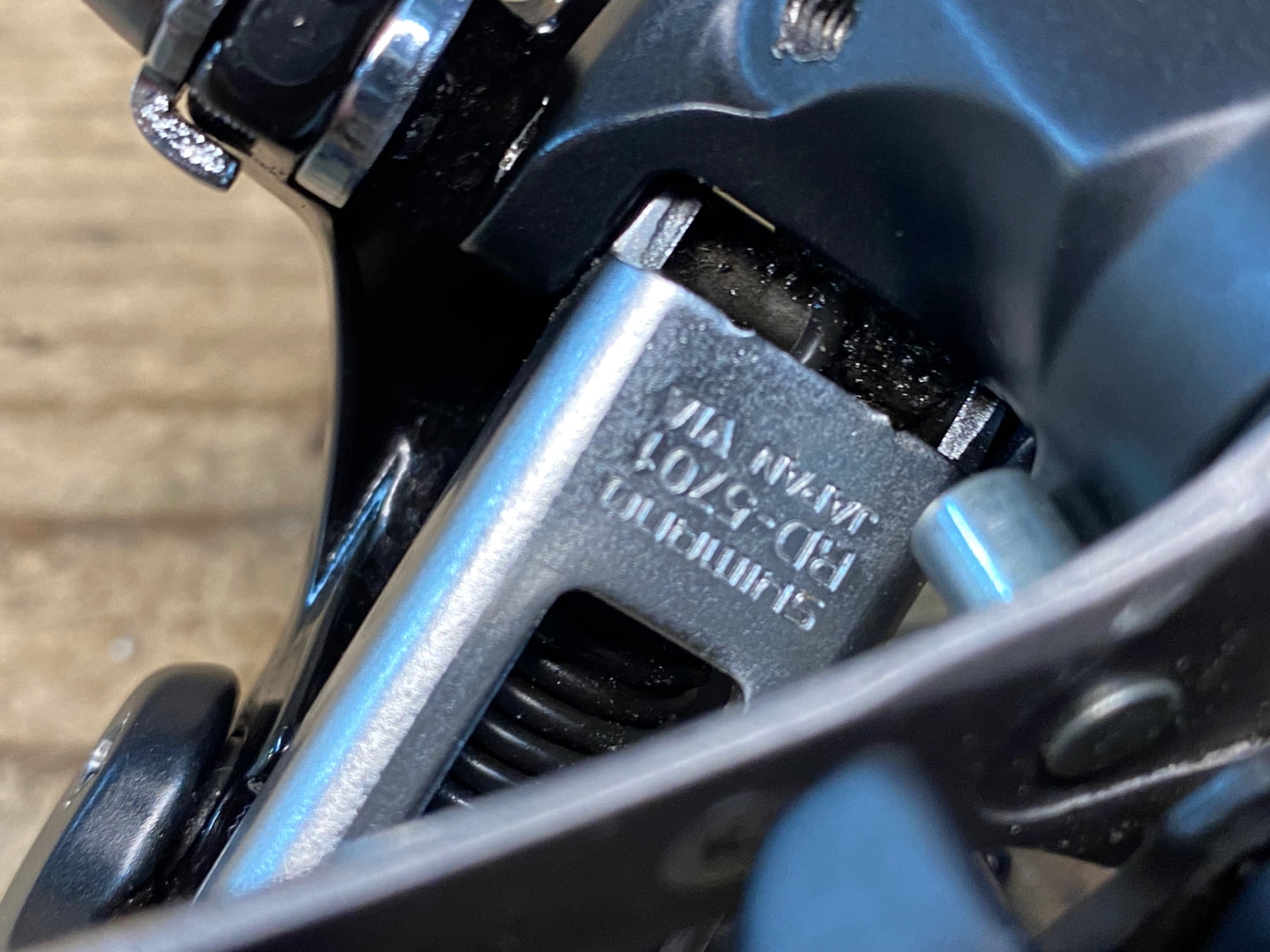 GI676 シマノ SHIMANO 105 RD-5700 リアディレイラー 10S