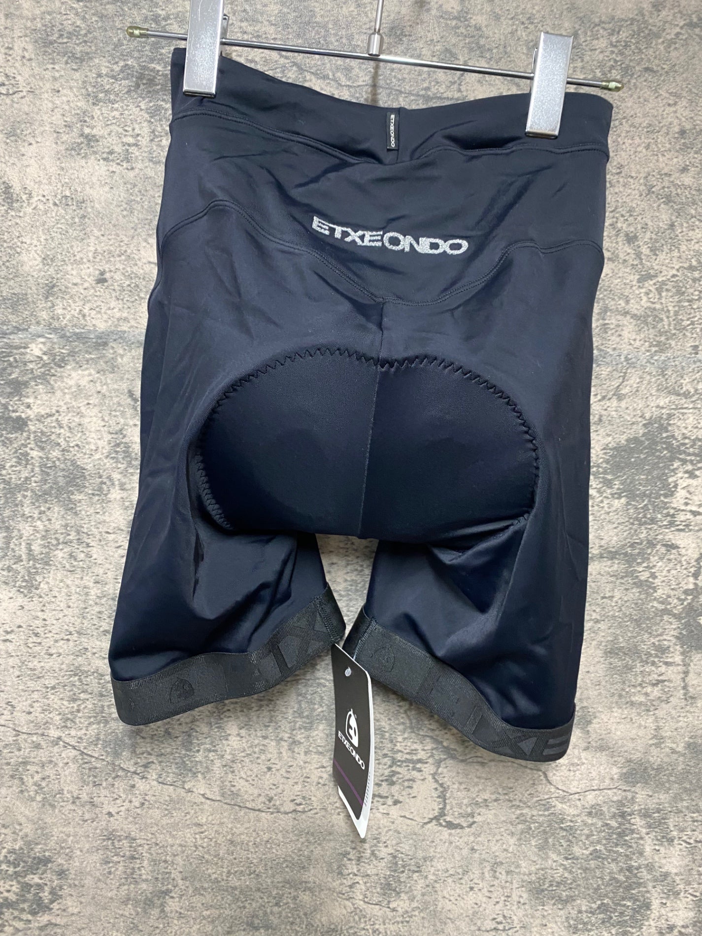 IN263 エチェオンド ETXEONDO レーサーパンツ レディース 黒 Mサイズ 未使用