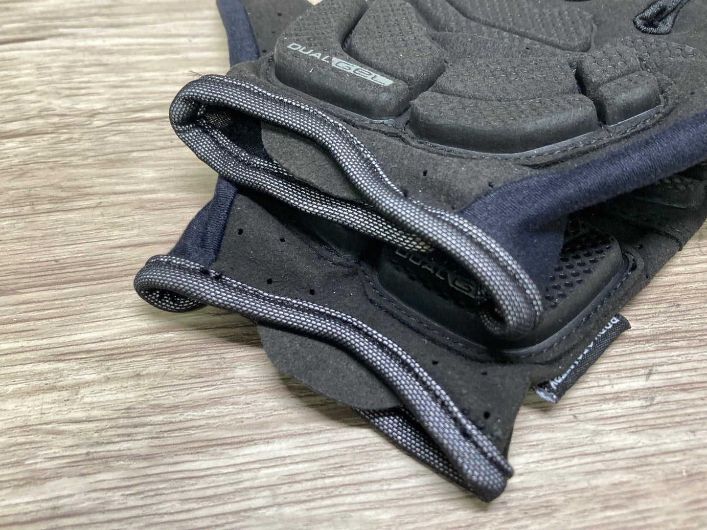 JA750 スペシャライズド SPECIALIZED 長指 グローブ 黒 S