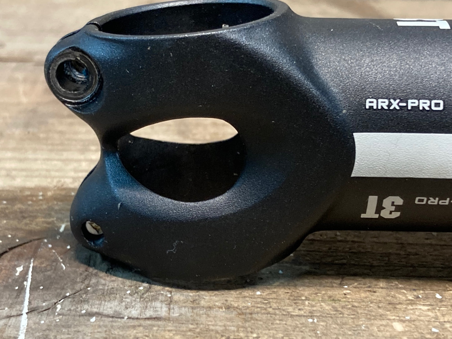 IO403 3T ARX PRO アルミステム 黒 70mm Φ31.8 OS 6°