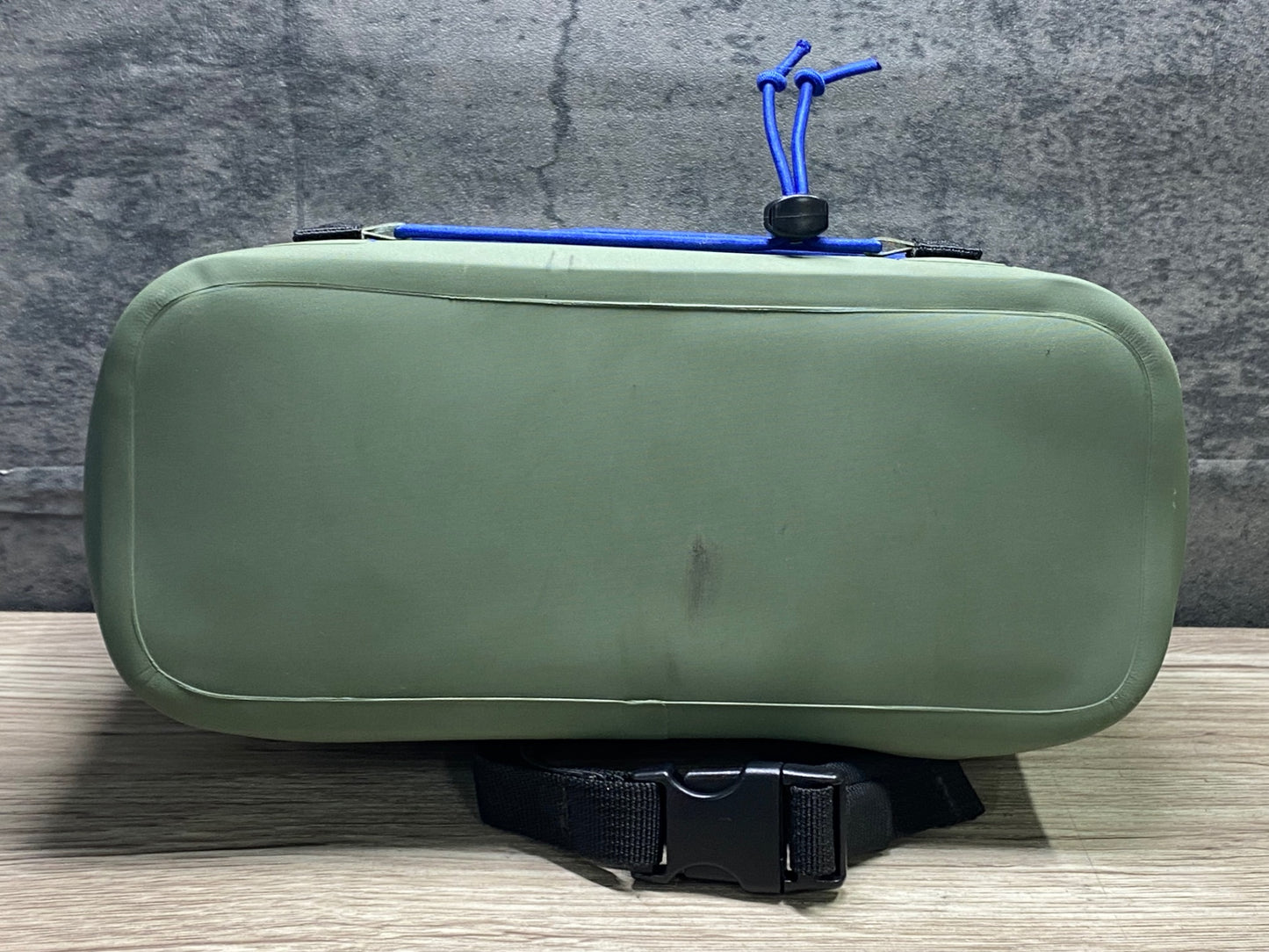 JB817 カフェドシクリステ Café du Cycliste V2 ハンドルバッグ カーキ 汚れあり