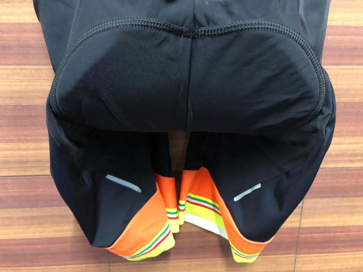 IM209 アレ ALE ビブショーツ 黒 オレンジ L