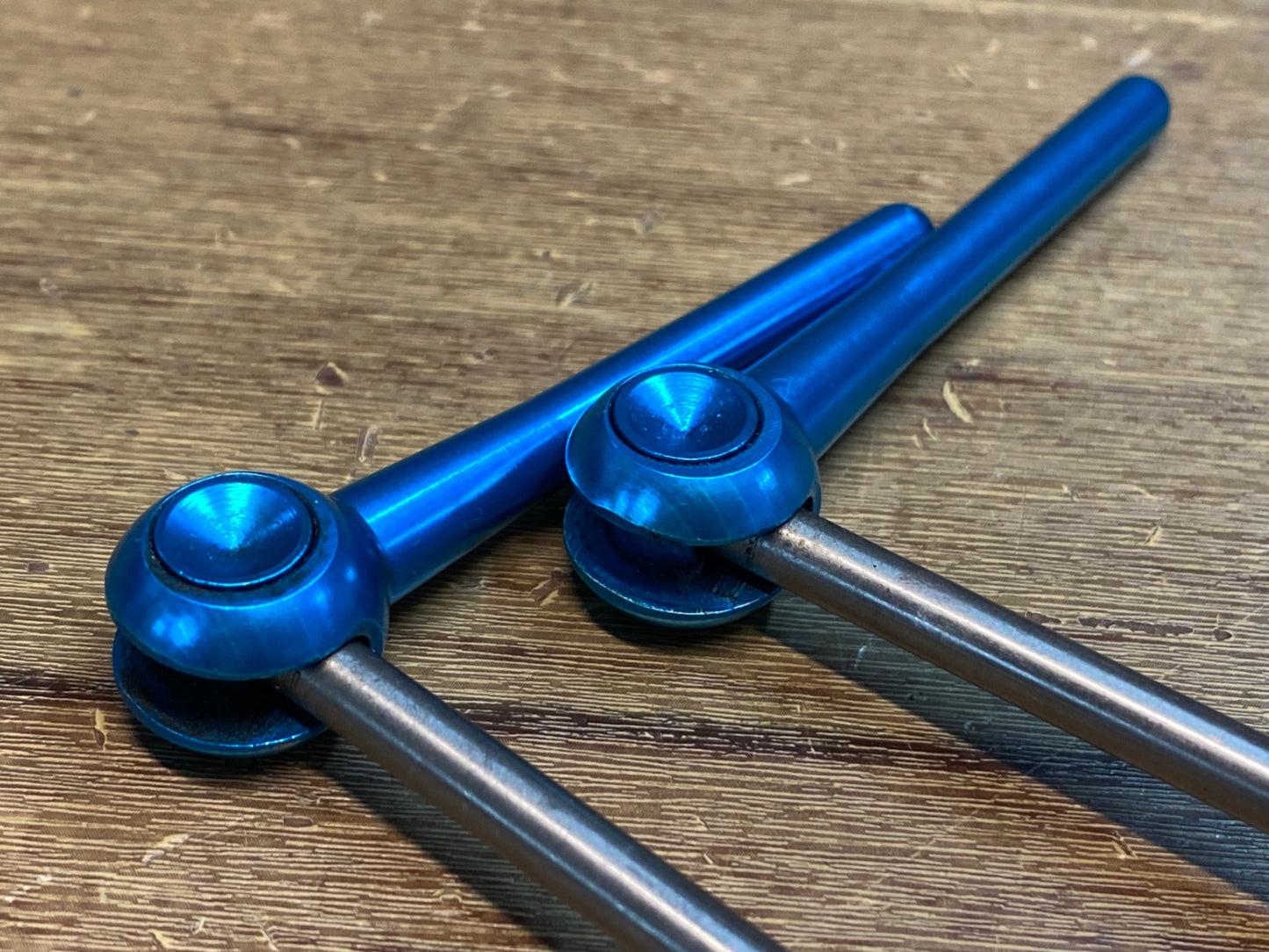 IZ034 モートップ MORTOP チタン クイックリリース 青 前後セット