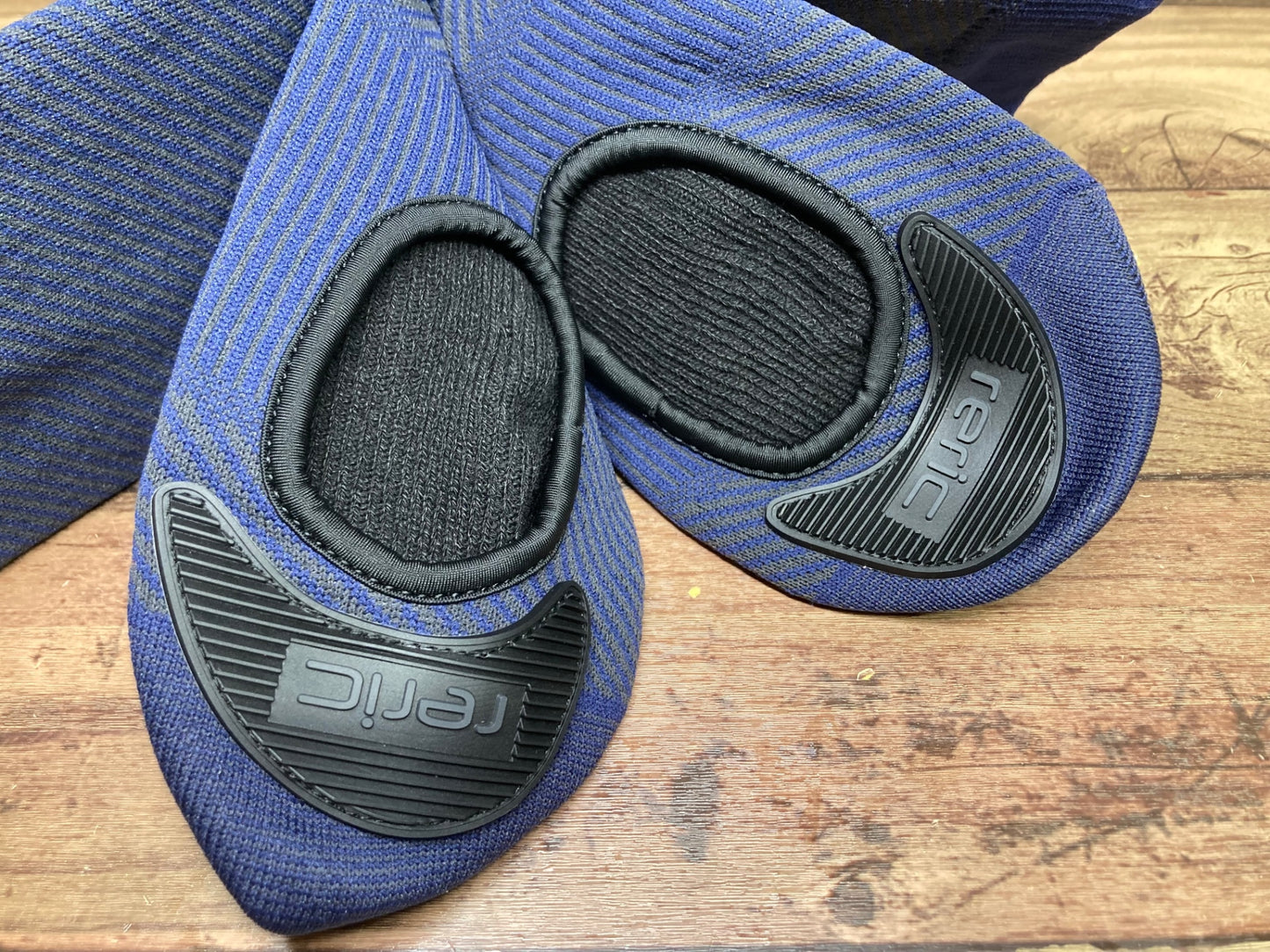 IQ171 レリック reric シューズカバー 紺 M