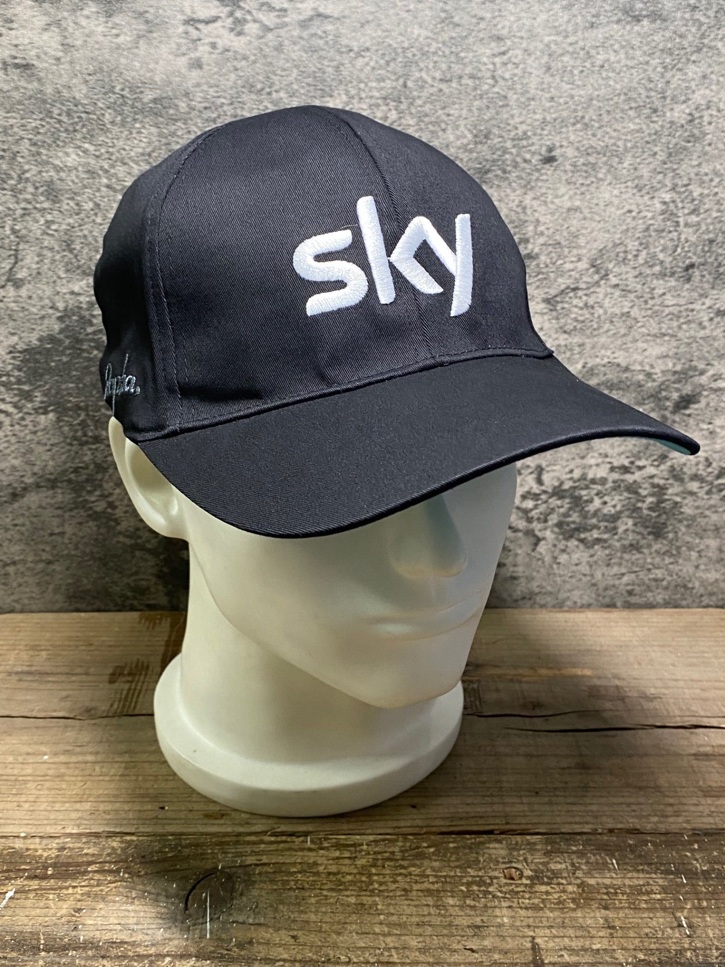 IU457 ラファ Rapha BASEBALL CAP キャップ 黒 水色 フリーサイズ TEAM Sky