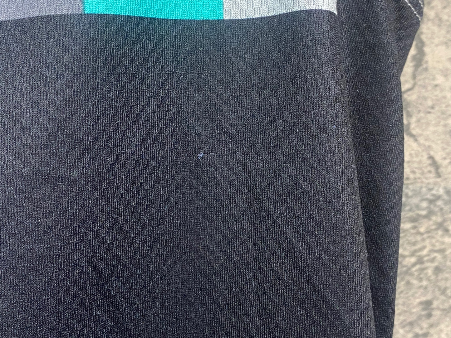 JB901 アソス ASSOS AMG NS.WORKS TEAM JERSEY EVO8 ノースリーブ サイクルジャージ 白 黒 緑 ※Sサイズ相当